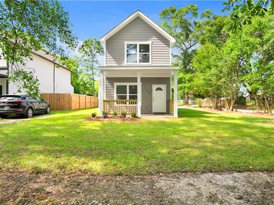 250 4th Ave