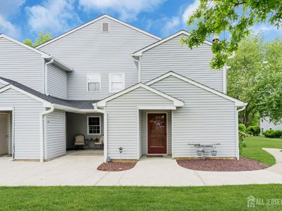 421 Hancock Pl