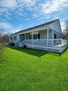 118 Dolphin Ave