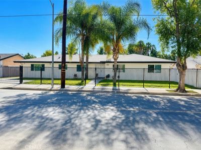 7810 Vanalden Ave