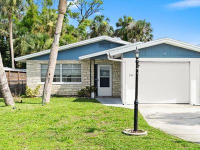 211 FOX PLACE