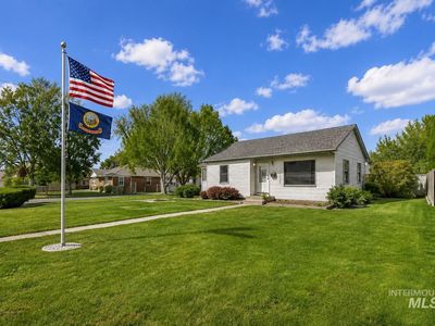 Property at 830 9th Ave N #Th, Buhl, ID