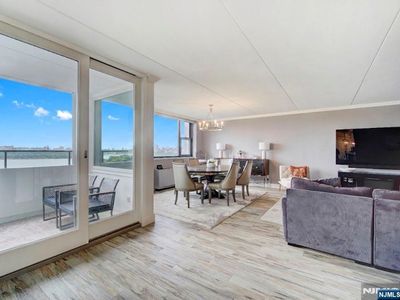 250 Gorge Rd APT 8J