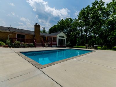 887 Woodbury Dr