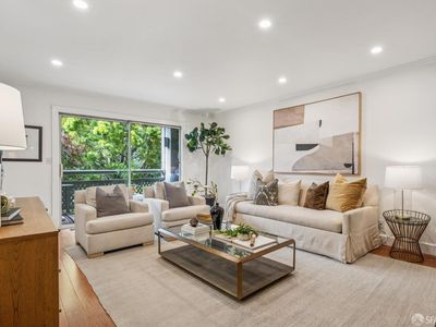 1909 Eddy St #2