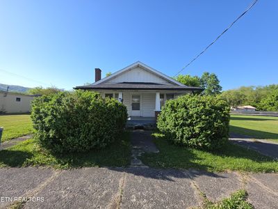1009 E Cumberland Ave