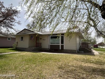 1407 Manvel Ave