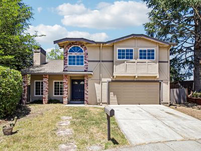 410 Oak Breeze Ct