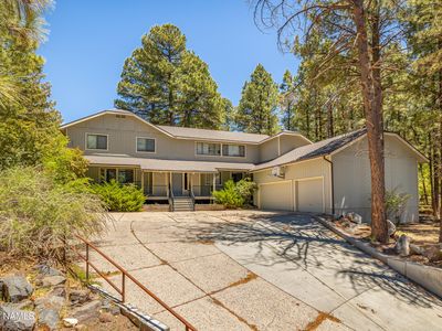 1411 N Inverrary Way