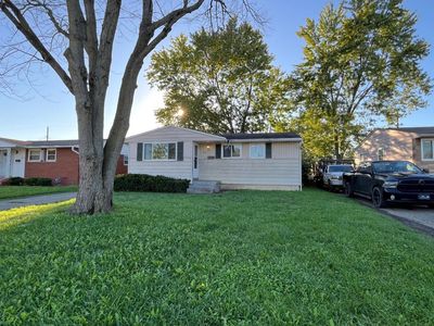 711 Holly Hill Dr