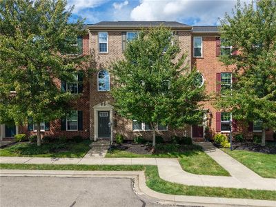 1861 Louisville Ln