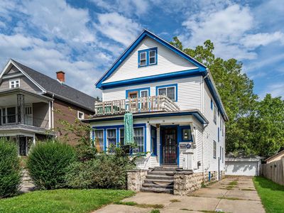72 Lisbon Ave
