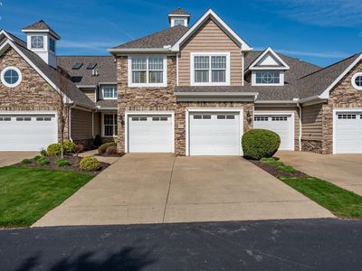 4439 E Harbors Edge Dr