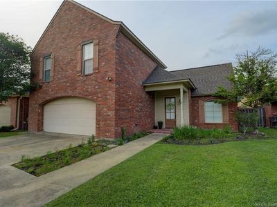 3232 Muirfield Dr