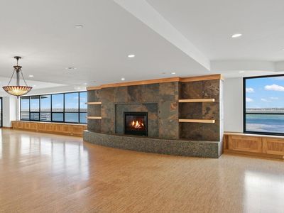 137 East Wilson Street #510/511