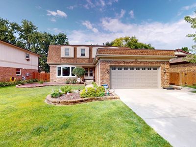 Property at 674 Sycamore Ln, Wheeling, IL