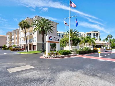 7600 SUN ISLAND DRIVE S #804