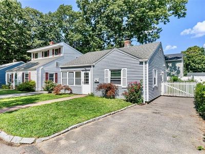 93 Pine Crest Dr