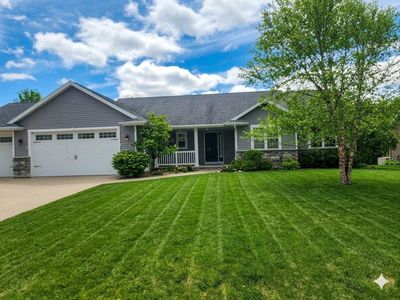 802 Sundial LANE