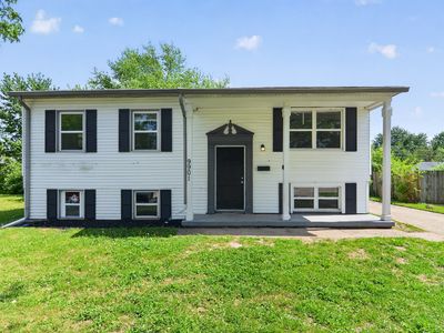 9901 Strathmore Ct