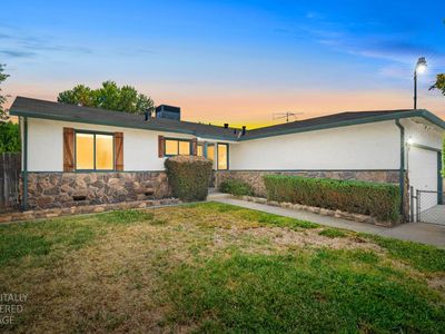 3255 Laurelhurst Dr