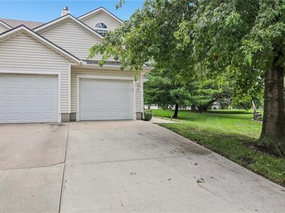 Property at 1347 SE Broadway Cir, Lees Summit, MO