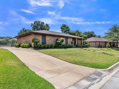 6808 Winchester Ct