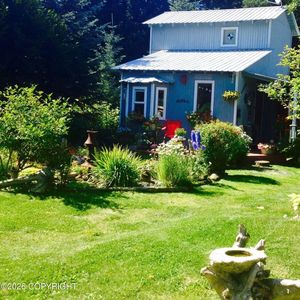 351 Shoreline Dr