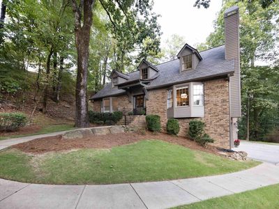 2429 Highbluff Rd