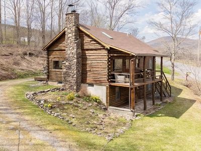 851 Lower Meeker Hollow Rd