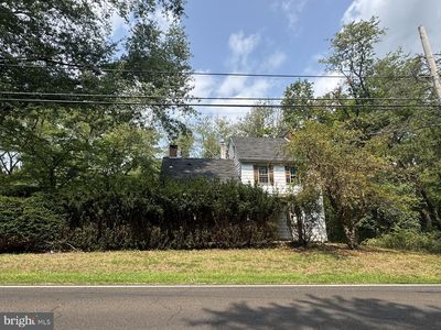 1354 Oxford Valley Rd