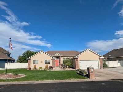 144 Greenbrier Dr
