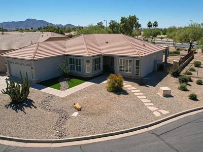 3385 E Bellerive Place