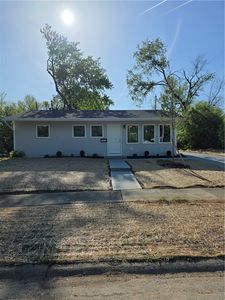 1621 Azalea Dr