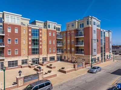 6330 West Greenfield AVENUE UNIT 101