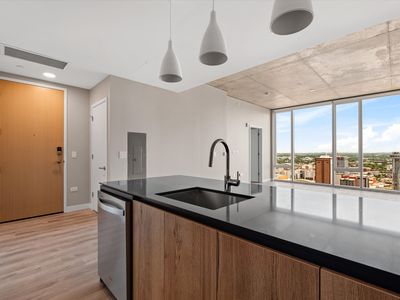 805 Church St APT 3206