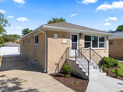 Property at 95 Erie St, Maywood, IL