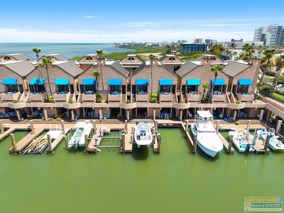425 Padre Blvd #16
