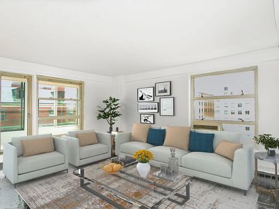 80 La Salle St APT 10G