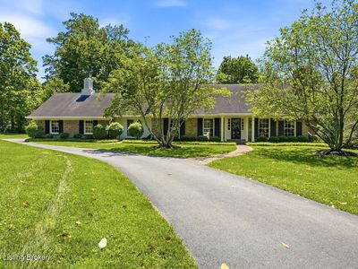 Property at 12000 Hazelwood Rd, Anchorage, KY