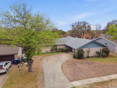5018 Las Campanas