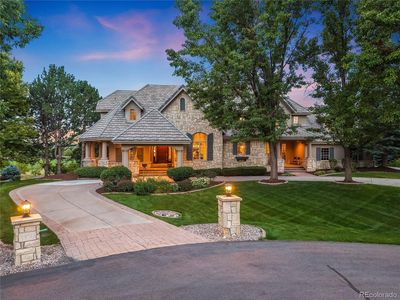 4450 W Caspian Circle