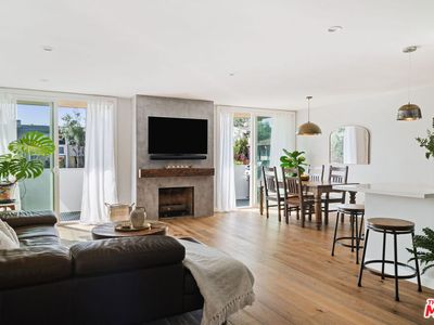 6425 Green Valley Cir UNIT 100