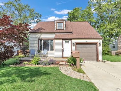 484 Walton Dr