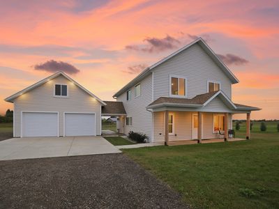 464 Meadow Dr