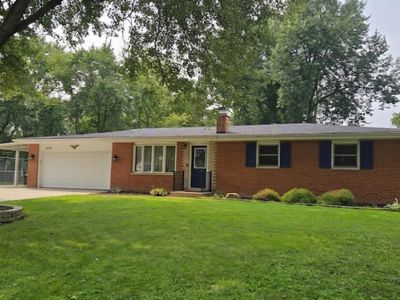 3058 Debra St
