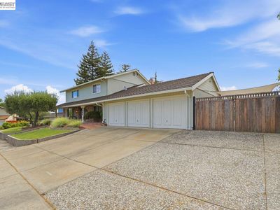 2481 Palmira Pl
