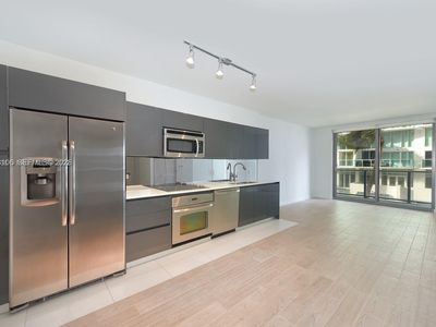 31 SE 6th St APT 406