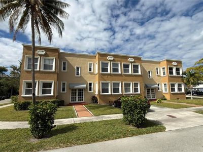 401 NE 16th Ave #2