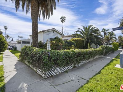 464 N Crescent Heights Blvd